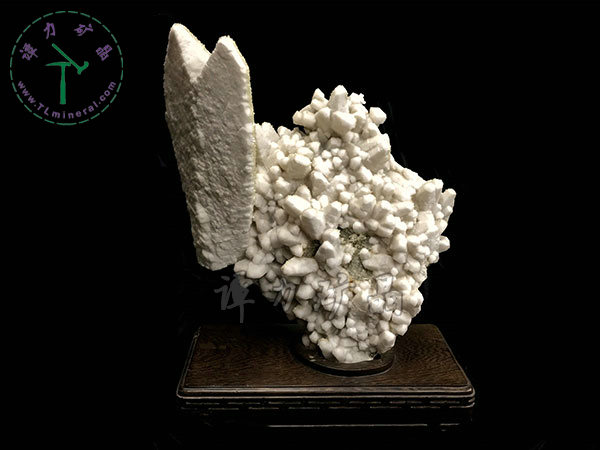 大燕尾雙晶-45x35x15cm----福建，三明